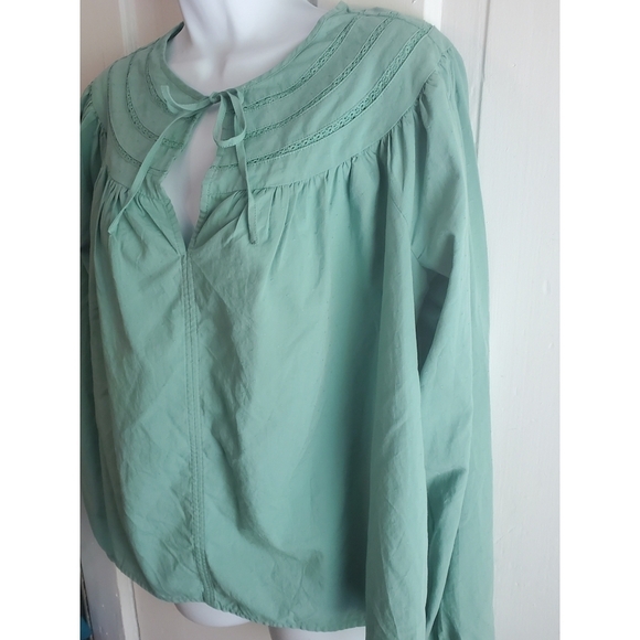 NEW Universal Thread Balloon Long Sleeve Tie Front Blouse - Picture 2 of 13